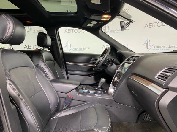 Ford Explorer V Рестайлинг с пробегом 2016 года, цена 2 669 000 рублей, 230000 км, внедорожник, Автокод Объявления