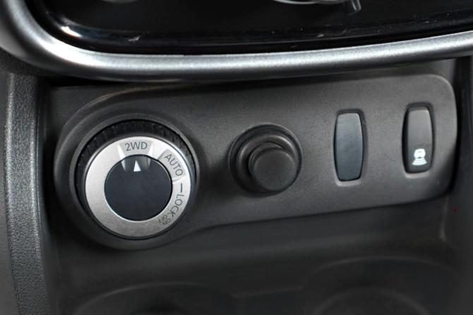 Renault Duster I с пробегом 2012 года, цена 829 000 рублей, 369000 км, внедорожник, Автокод Объявления