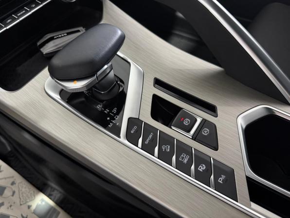 Geely Coolray I с пробегом 2023 года, цена 1 950 000 рублей, 13370 км, внедорожник, Автокод Объявления