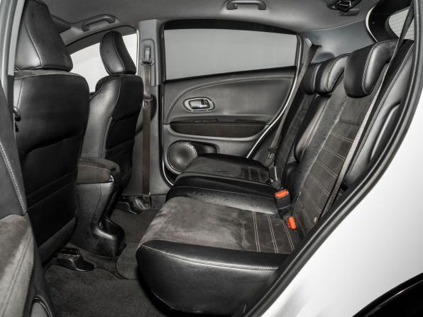 Honda Vezel I с пробегом 2016 года, цена 1 550 000 рублей, 151483 км, внедорожник, Автокод Объявления
