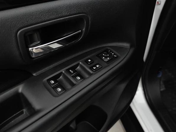 Mitsubishi Outlander III Рестайлинг 2 с пробегом 2018 года, цена 2 049 000 рублей, 131000 км, внедорожник, Автокод Объявления