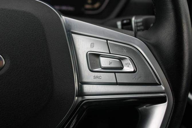 JAC T9 с пробегом 2024 года, цена 2 690 000 рублей, 77000 км, пикап, Автокод Объявления