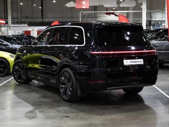 Li Auto (Lixiang) L9 I с пробегом 2023 года, цена 6 279 000 рублей, 43393 км, внедорожник, Автокод Объявления