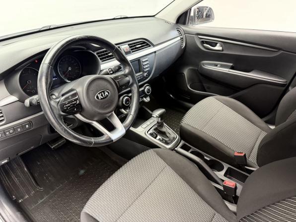 Kia Rio IV с пробегом 2018 года, цена 1 524 000 рублей, 62289 км, седан, Автокод Объявления