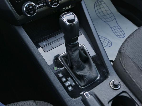 Skoda Octavia III (A7) Рестайлинг с пробегом 2018 года, цена 1 745 000 рублей, 116015 км, лифтбек, Автокод Объявления