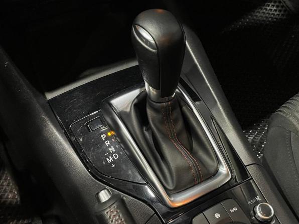 Mazda 3 III (BM) с пробегом 2014 года, цена 1 117 000 рублей, 188159 км, седан, Автокод Объявления