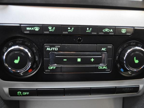 Skoda Octavia II (A5) Рестайлинг с пробегом 2011 года, цена 695 500 рублей, 252806 км, универсал, Автокод Объявления