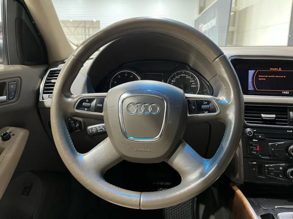 Audi Q5 I (8R) с пробегом 2012 года, цена 1 500 000 рублей, 183467 км, внедорожник, Автокод Объявления