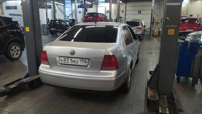 Volkswagen Bora I с пробегом 2000 года, цена 350 000 рублей, 288634 км, универсал, Автокод Объявления