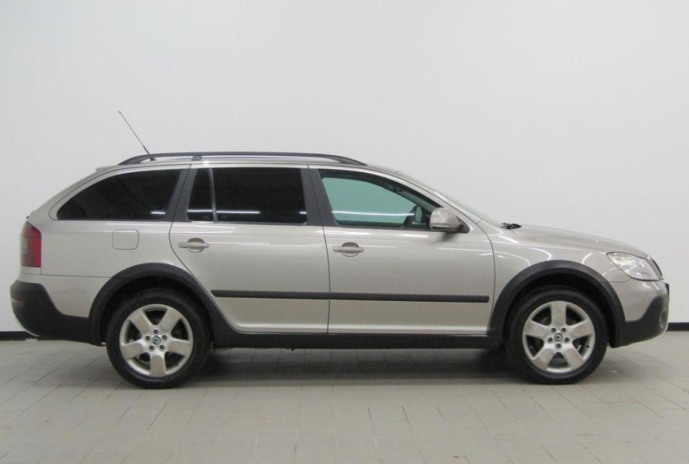Skoda Octavia II (A5) Рестайлинг Екатеринбург  - изображение 7
