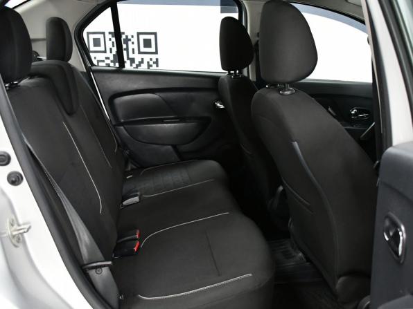 Renault Logan II Рестайлинг с пробегом 2019 года, цена 867 000 рублей, 147000 км, седан, Автокод Объявления