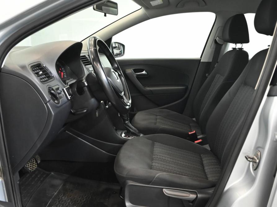 Volkswagen Polo V Рестайлинг Екатеринбург  - изображение 10