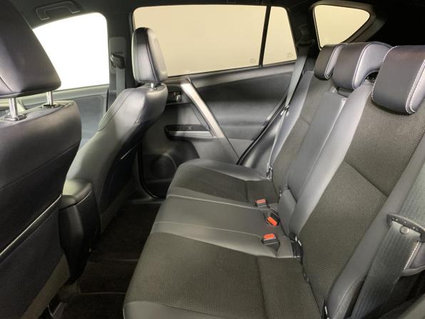 Toyota RAV4 IV (XA40) Рестайлинг с пробегом 2016 года, цена 2 950 000 рублей, 74324 км, внедорожник, Автокод Объявления
