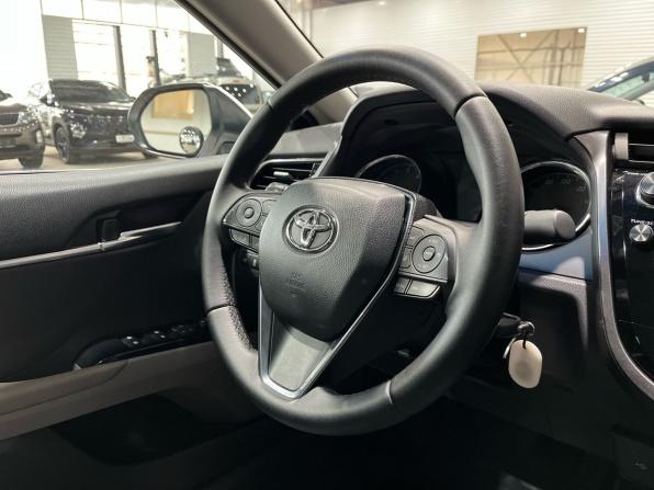 Toyota Camry VIII (XV70) с пробегом 2019 года, цена 2 100 000 рублей, 55940 км, седан, Автокод Объявления