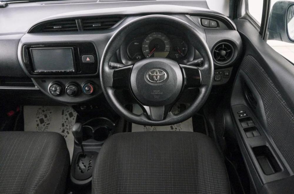 Toyota Vitz III (XP130) Рестайлинг 2 Красноярск  - изображение 14