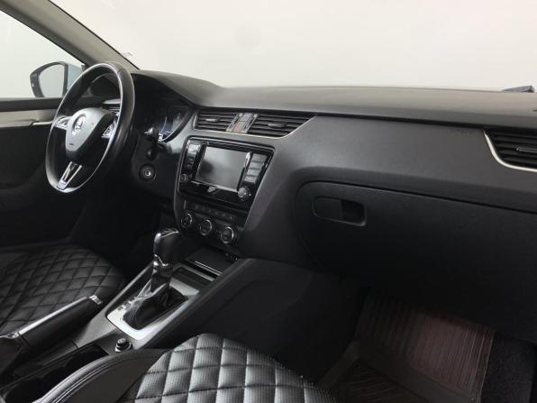 Skoda Octavia III (A7) с пробегом 2016 года, цена 1 285 000 рублей, 193699 км, лифтбек, Автокод Объявления