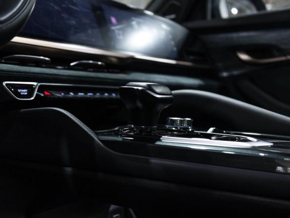 Geely Monjaro I с пробегом 2023 года, цена 3 049 989 рублей, 54631 км, внедорожник, Автокод Объявления