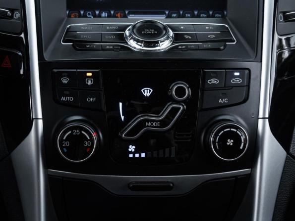 Hyundai Sonata VI (YF) с пробегом 2011 года, цена 914 400 рублей, 248435 км, седан, Автокод Объявления