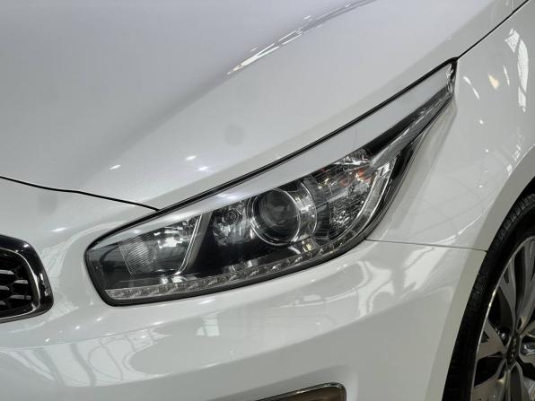 Kia Ceed II Рестайлинг с пробегом 2018 года, цена 1 635 000 рублей, 95000 км, хэтчбек, Автокод Объявления