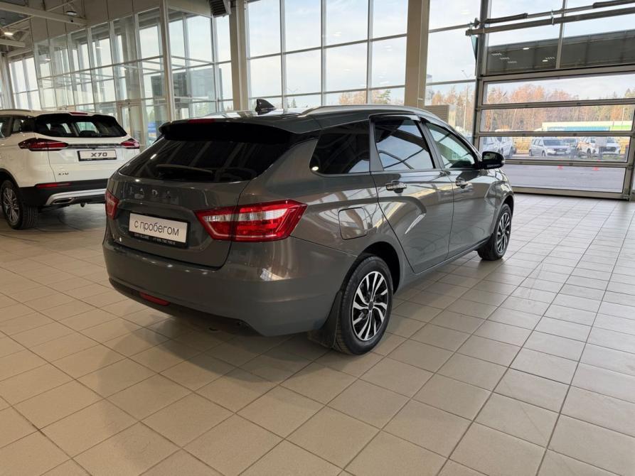 Lada (ВАЗ) Vesta I Москва  - изображение 5