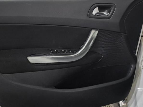 Peugeot 308 I Рестайлинг с пробегом 2011 года, цена 299 000 рублей, 213559 км, хэтчбек, Автокод Объявления