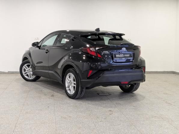 Toyota C-HR I Рестайлинг с пробегом 2021 года, цена 2 300 000 рублей, 157486 км, внедорожник, Автокод Объявления