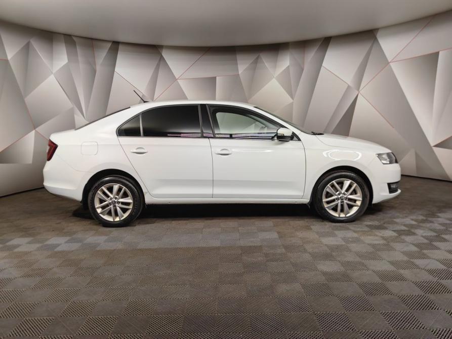 Skoda Rapid I Рестайлинг Москва  - изображение 6