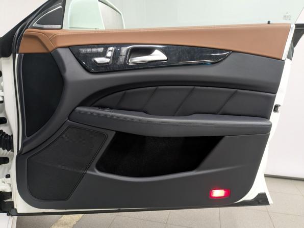 Mercedes-Benz CLS II (C218) Рестайлинг с пробегом 2015 года, цена 3 500 000 рублей, 118440 км, седан, Автокод Объявления