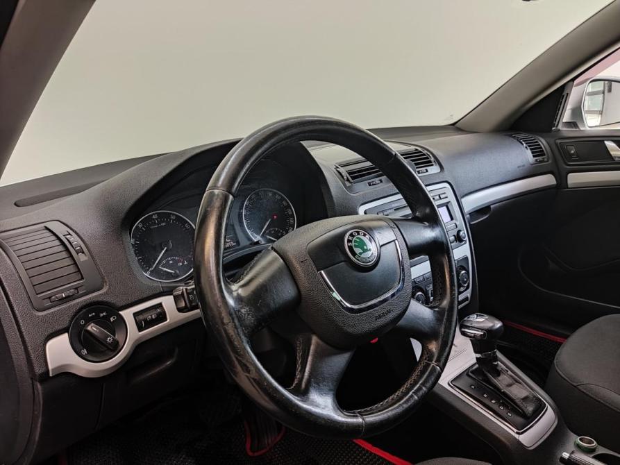 Skoda Octavia II (A5) Рестайлинг Барнаул  - изображение 15
