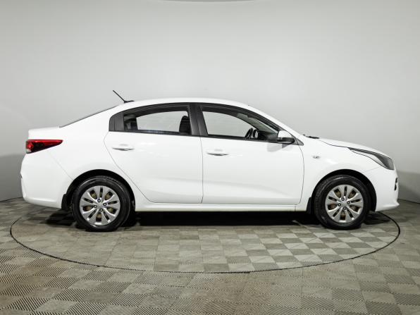 Kia Rio IV с пробегом 2018 года, цена 1 199 700 рублей, 111766 км, седан, Автокод Объявления