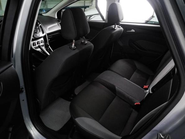Ford Focus III с пробегом 2013 года, цена 697 000 рублей, 266879 км, универсал, Автокод Объявления