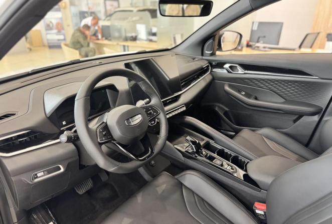 Новый Geely Coolray I Рестайлинг 2 2026 года, цена 2 774 990 рублей, внедорожник, Автокод Объявления
