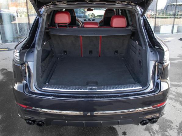 Porsche Cayenne III с пробегом 2018 года, цена 9 349 000 рублей, 57277 км, внедорожник, Автокод Объявления