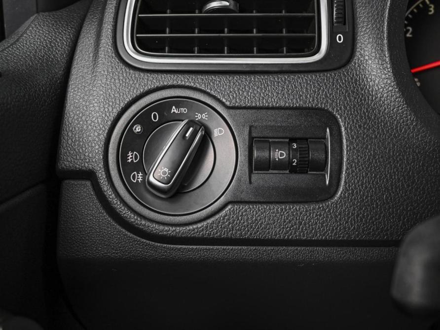 Volkswagen Polo V Рестайлинг Ставрополь  - изображение 20