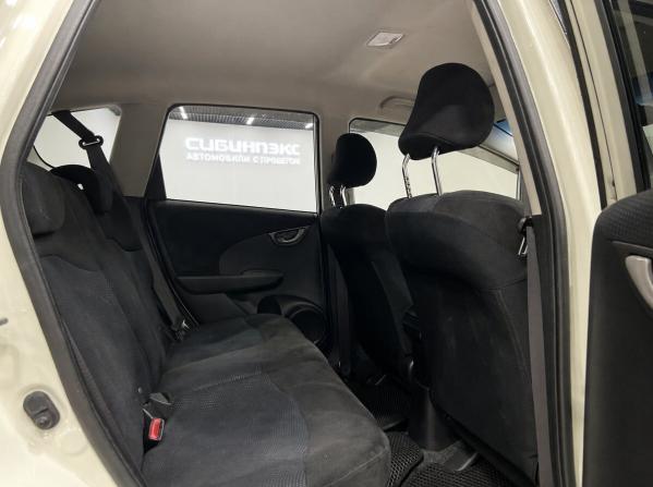 Honda Fit II с пробегом 2011 года, цена 850 000 рублей, 114650 км, хэтчбек, Автокод Объявления