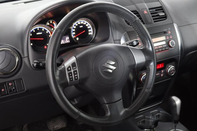Suzuki SX4 I (Classic) Рестайлинг с пробегом 2010 года, цена 799 000 рублей, 189000 км, хэтчбек, Автокод Объявления