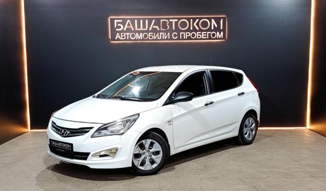 Hyundai Solaris I Рестайлинг с пробегом 2016 года, цена 895 000 рублей, 154751 км, хэтчбек, Автокод Объявления