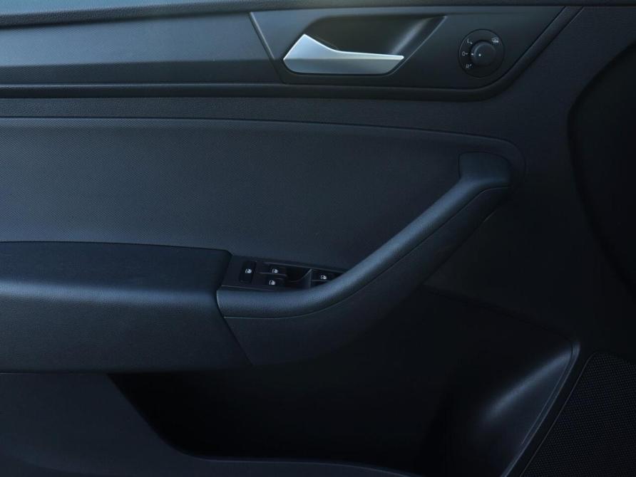 Volkswagen Polo VI Казань  - изображение 9