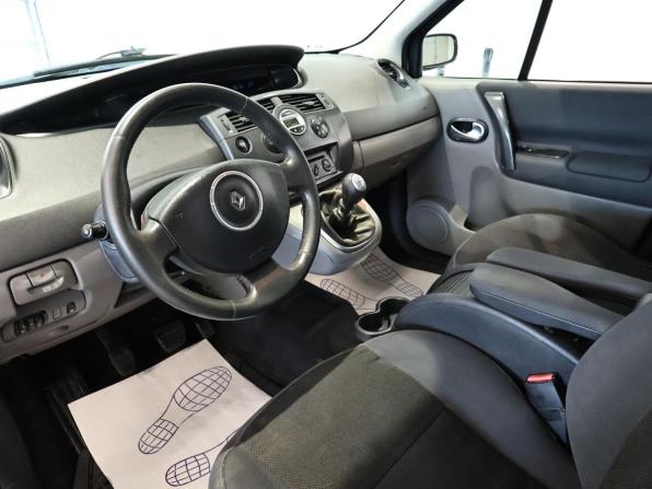 Renault Scenic II Рестайлинг с пробегом 2007 года, цена 617 000 рублей, 234437 км, компактвэн, Автокод Объявления