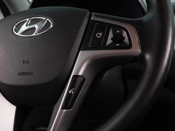 Hyundai Solaris I Рестайлинг с пробегом 2015 года, цена 1 099 000 рублей, 114431 км, хэтчбек, Автокод Объявления