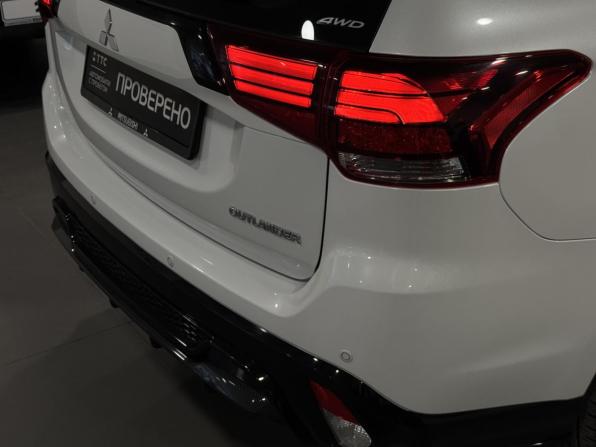 Mitsubishi Outlander III Рестайлинг 3 с пробегом 2022 года, цена 3 180 000 рублей, 38215 км, внедорожник, Автокод Объявления