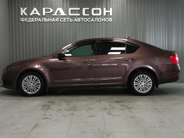 Skoda Octavia III (A7) Рестайлинг с пробегом 2017 года, цена 1 170 000 рублей, 212902 км, лифтбек, Автокод Объявления