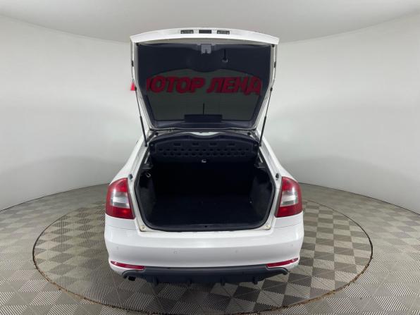 Skoda Octavia II (A5) Рестайлинг с пробегом 2011 года, цена 634 000 рублей, 304178 км, универсал, Автокод Объявления