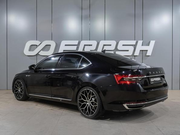 Skoda Superb IV с пробегом 2024 года, цена 2 979 000 рублей, 47256 км, лифтбек, Автокод Объявления