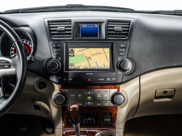 Toyota Highlander II (XU40) Рестайлинг с пробегом 2012 года, цена 2 029 500 рублей, 164351 км, внедорожник, Автокод Объявления
