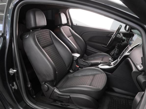 Opel Astra J Рестайлинг с пробегом 2014 года, цена 849 000 рублей, 208443 км, хэтчбек, Автокод Объявления