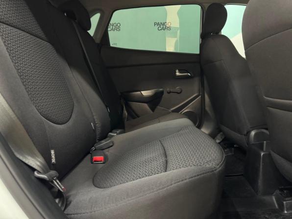 Kia Rio III Рестайлинг с пробегом 2016 года, цена 1 059 000 рублей, 142360 км, хэтчбек, Автокод Объявления