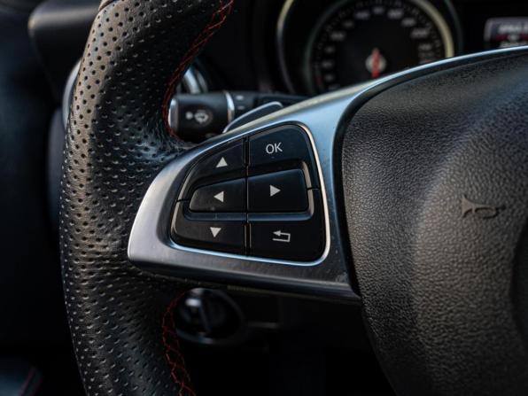 Mercedes-Benz GLA I (X156) Рестайлинг с пробегом 2019 года, цена 2 990 000 рублей, 26963 км, внедорожник, Автокод Объявления