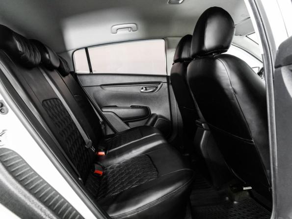Kia Rio IV с пробегом 2018 года, цена 1 399 000 рублей, 65726 км, хэтчбек, Автокод Объявления