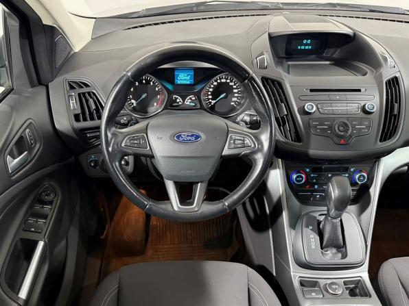 Ford Kuga II Рестайлинг с пробегом 2017 года, цена 1 799 800 рублей, 77000 км, внедорожник, Автокод Объявления